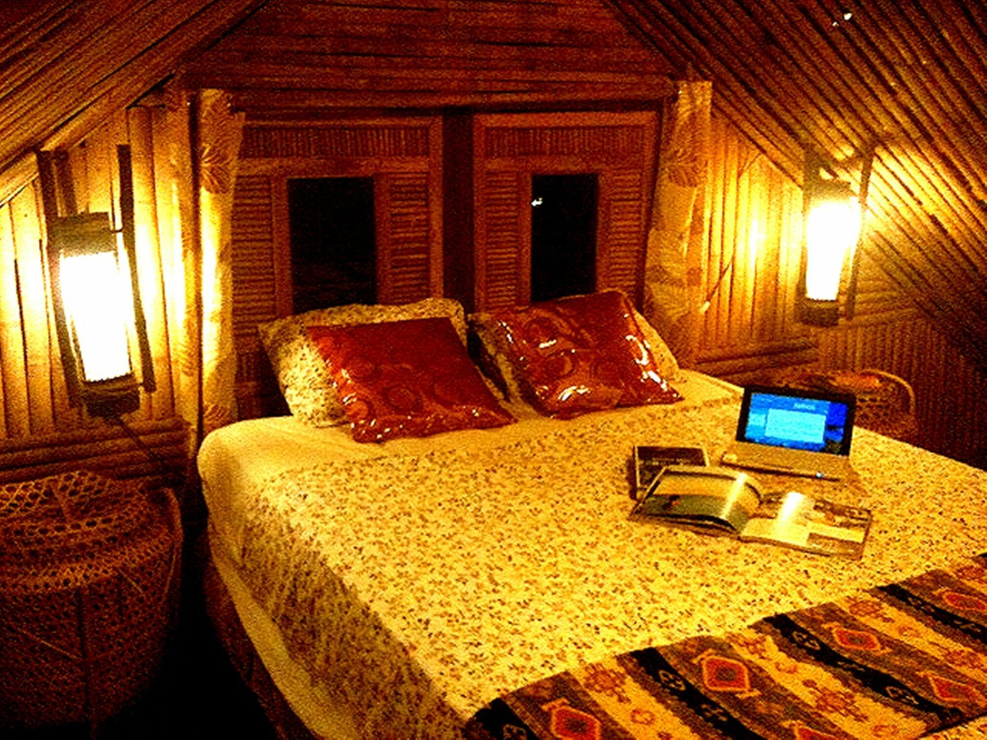 The Village House Puerto Princesa Екстериор снимка