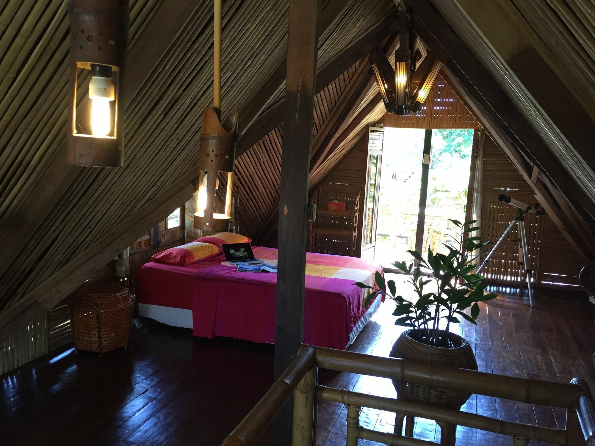 The Village House Puerto Princesa Екстериор снимка