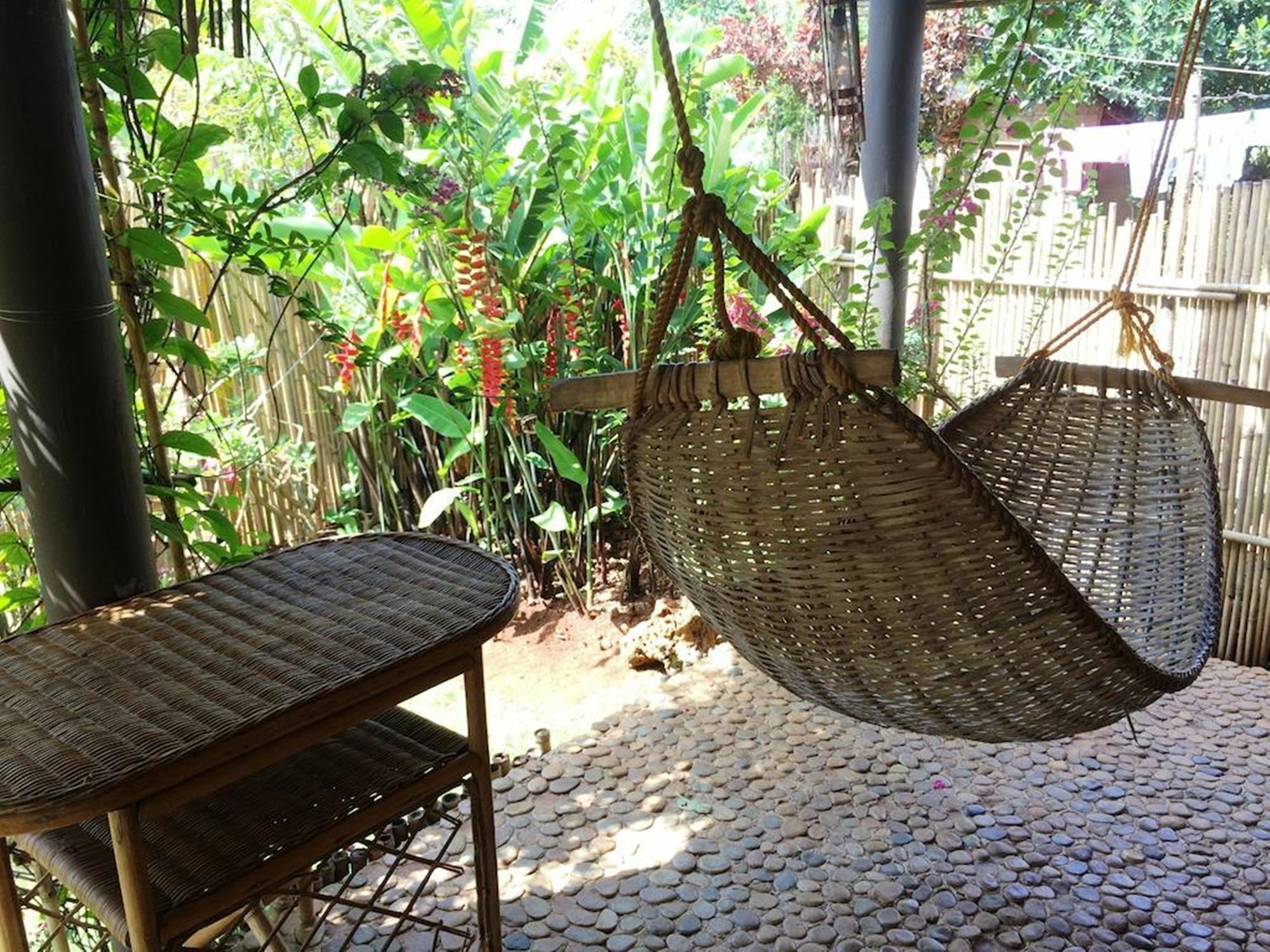 The Village House Puerto Princesa Екстериор снимка